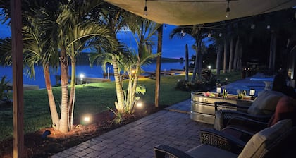 Waterfront Cabin with boat dock on Okeechobee Rim Canal