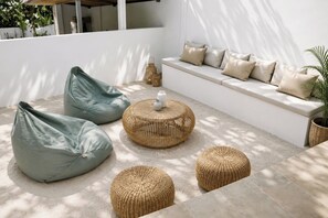 Terrace/patio - Kelapa Lodge - Lombok -  (Senggigi)