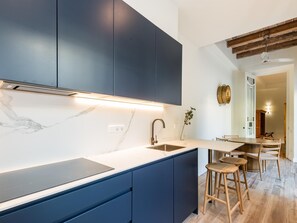 Køleskab, mikrobølgeovn, ovn, opvaskemaskine