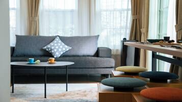 Superior Mobile Home, 1 Bedroom, Sauna, Mountain View | Living area | 50-inch flat-screen TV with cable channels, Netflix, Hulu