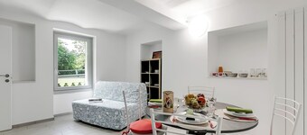 Iris Apartment
