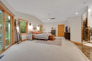 5 bedrooms, iron/ironing board, travel crib, WiFi