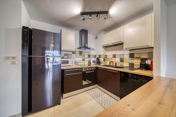 Apartment | Private kitchen | Highchair