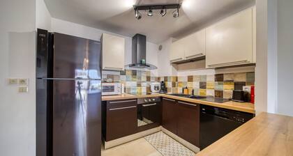 Modern Comfort by the Lagoon