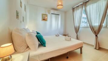 Apartment | 1 bedroom, iron/ironing board