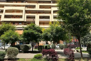 Esterni