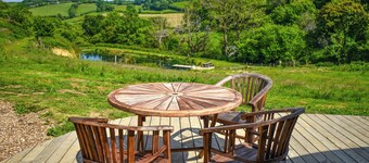 Hazel Roundhouse - UKC6942