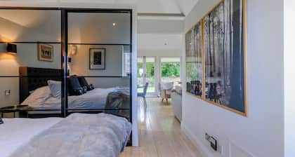 Fir Tree Apartment - UK49993