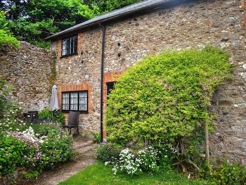 Cider Cottage - UK50076