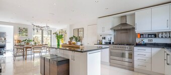 Alojamiento de 5 habitaciones en Crowborough