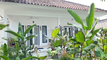 Quarto casal luxo, vista para o jardim | Terraço/pátio