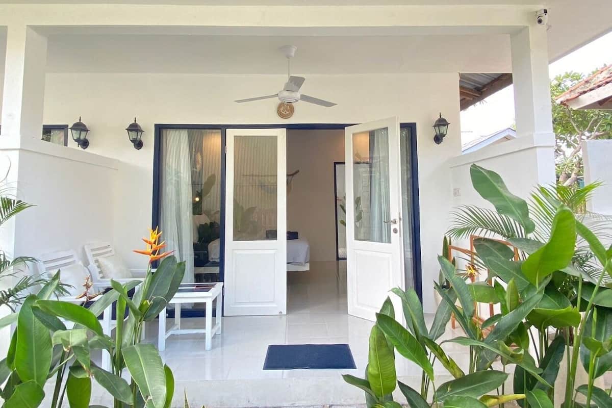 Deluxe Double Room, Private Bathroom