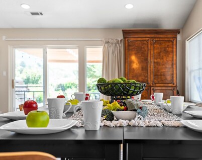 The Rose Garden Estate with Swim Spa - an Irvie Home