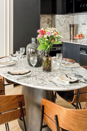 Apartment, City View | Private kitchen - Merveil Luxury Suites - Turbigo II-III (Paris)