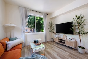 Smart TV, books