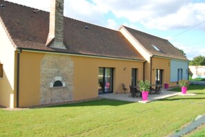 Villa | Exterior