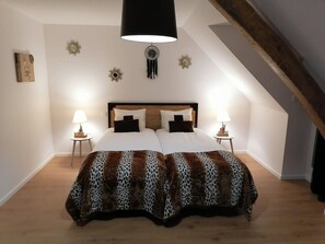 Villa | 8 bedrooms, iron/ironing board