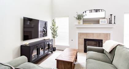 Family & Pet Friendly Hideaway | Game Loft + Private Yard