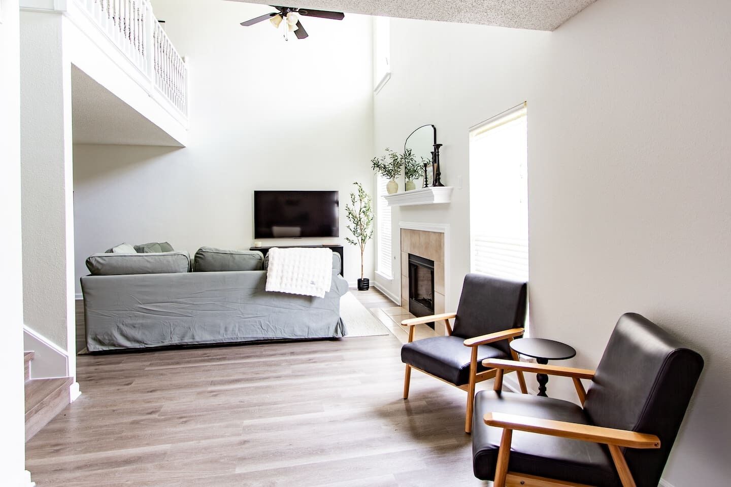 Smart TV, fireplace, table football, books