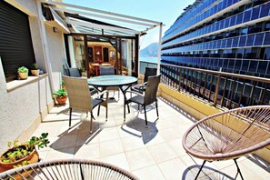 Outdoor dining - Atico Mediterraneo - seaview apartment in Calpe (Calpe)
