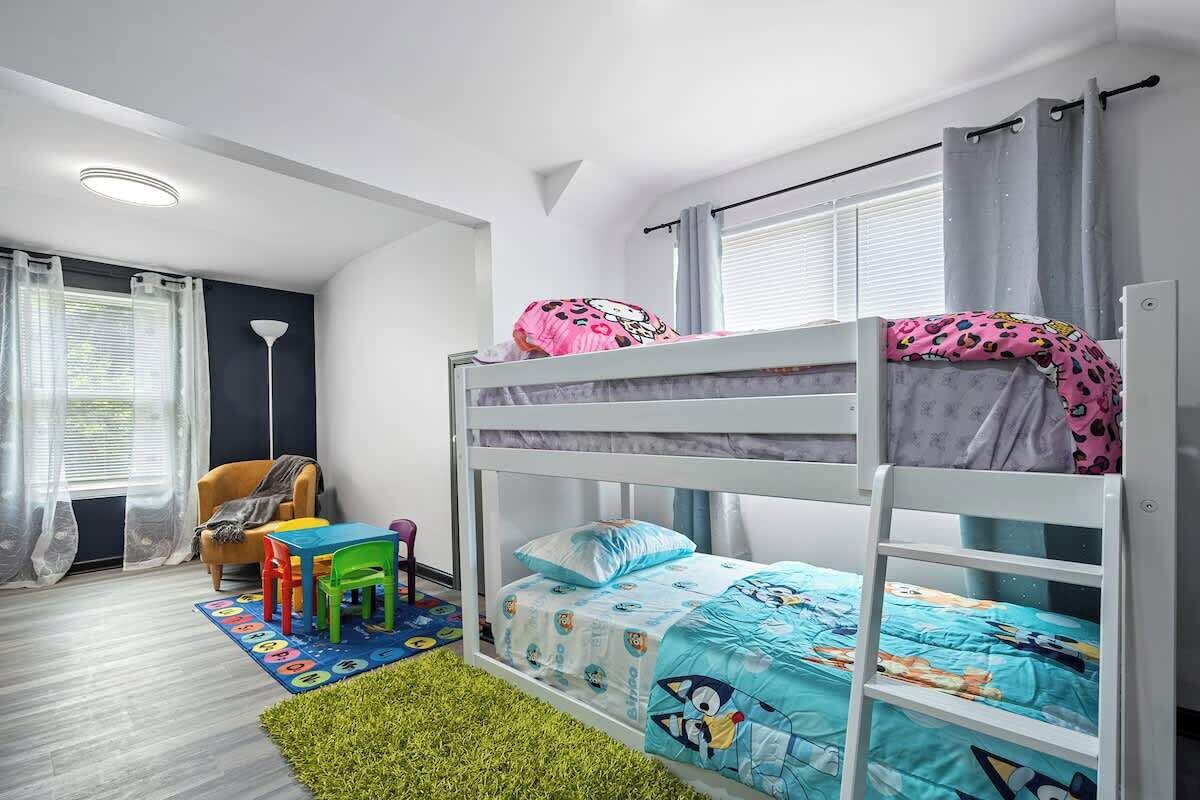4 bedrooms, iron/ironing board, travel cot, WiFi