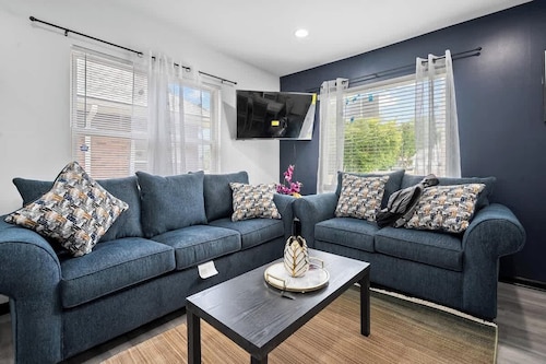 North Chi retreatNavySaunaTiki BarGames