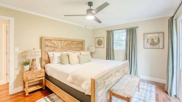 3 bedrooms, iron/ironing board, WiFi, bed sheets