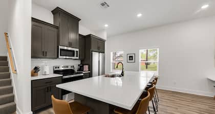 Ranger: New Home, 2mi-A&M/Walk-Legends Event Ctr