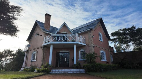 4-bedroom villa for 4 people