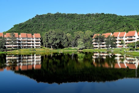 Front of property. Panorama Golf And Country Club