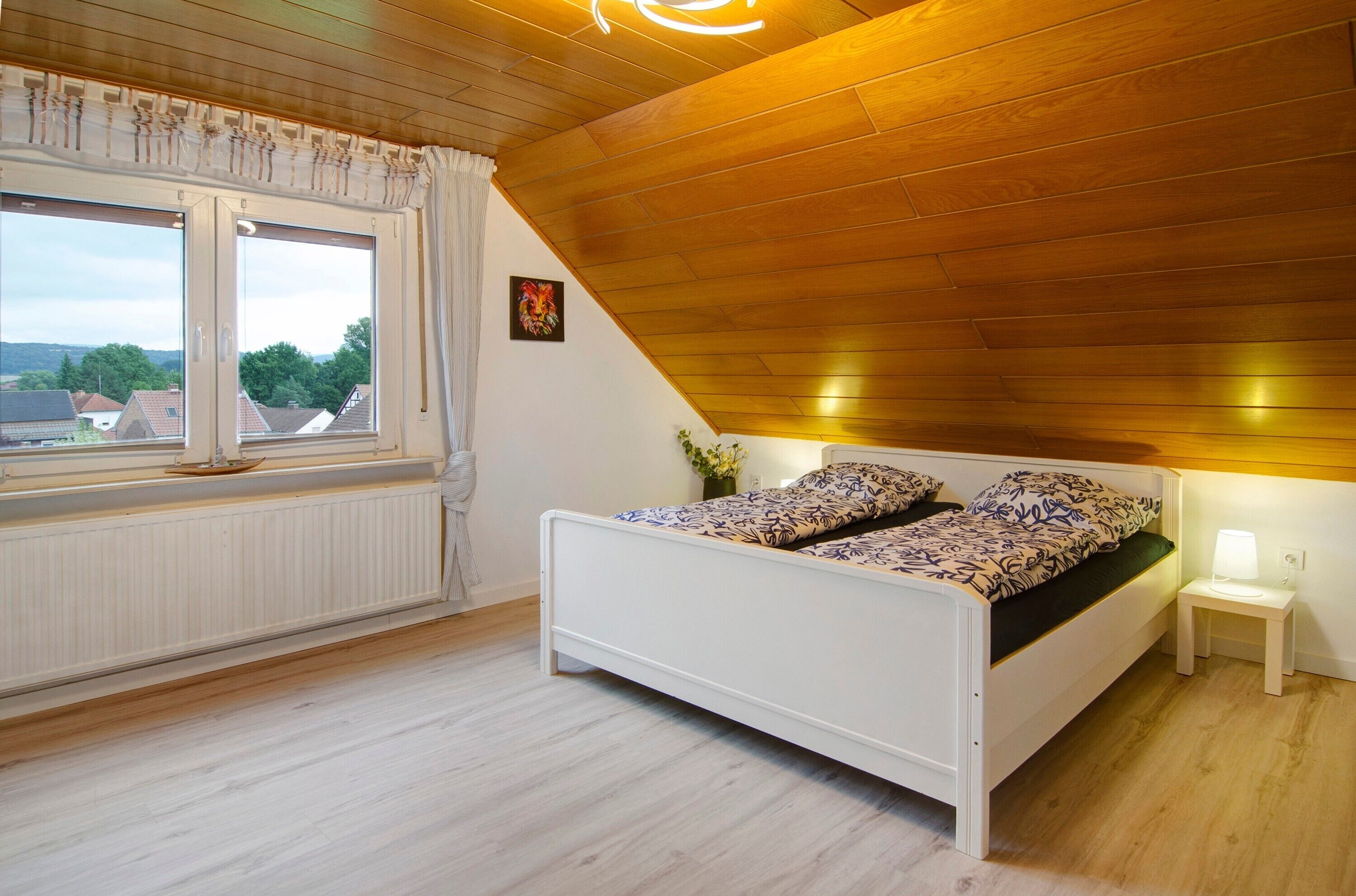 1 slaapkamer, een strijkplank/strijkijzer, wifi, beddengoed