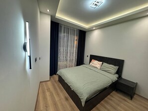 1 bedroom, iron/ironing board, free WiFi, bed sheets