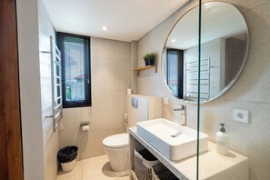 Bathroom - Karra Apartment by Betterplace (Canggu)