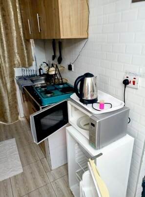 Micro-ondes, plaque de cuisson