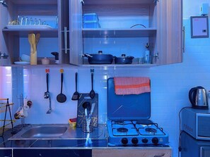 Microondas, placa de cocina