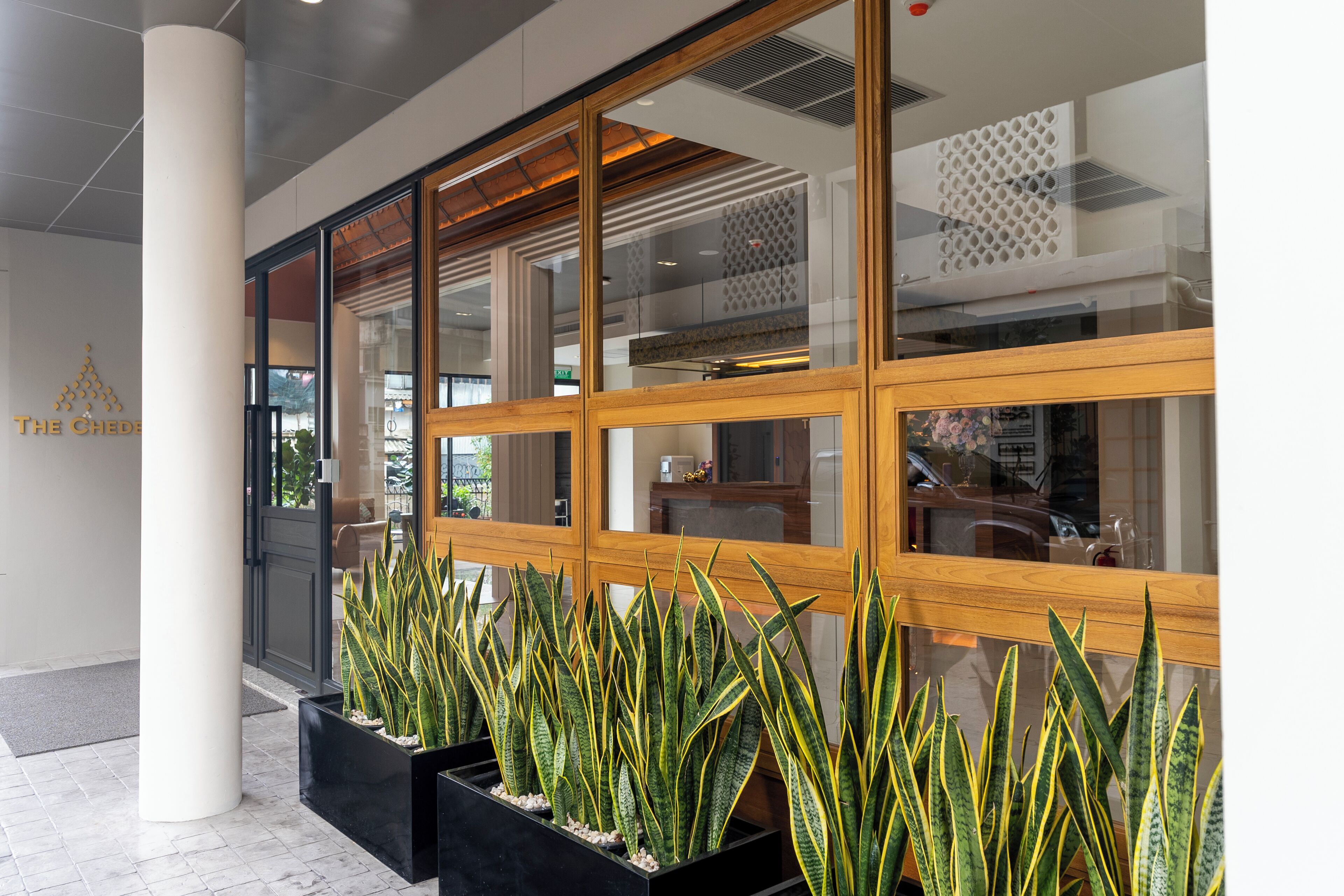 المنشأة من الخارج