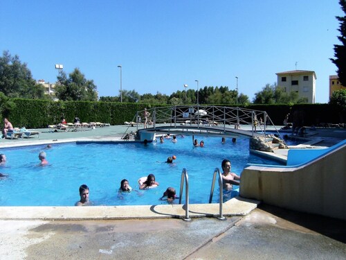 Apartment for 5 People With Garden