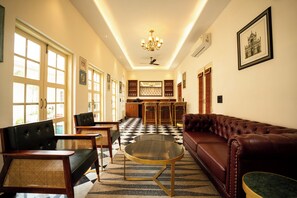 32-inch flat-screen TV with cable channels - Dolce Vita - Luxury Vacation Villas (Pushkar)