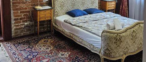 Studio Suite | Desk, laptop workspace, blackout drapes, iron/ironing board