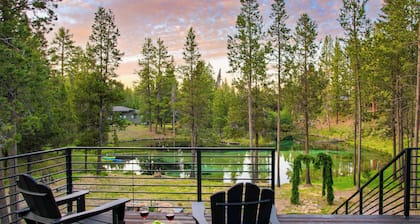 Spring River Retreat | Lakefront Luxury w/ Hot Tub, Game Room & Near Bend