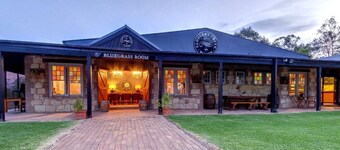 Wine Stop Quarters Pool, Tour, Pickup Wineries