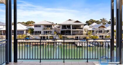 Valletta View in Halls Head