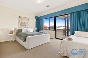 5 bedrooms, iron/ironing board, free WiFi, bed sheets