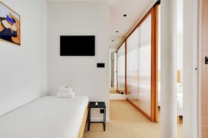 2 chambres, bureau, fer et planche à repasser, Wi-Fi gratuit