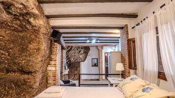 1 chambre, fer et planche à repasser, Wi-Fi gratuit