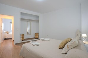 2 Schlafzimmer, Bügeleisen/Bügelbrett, kostenloses WLAN