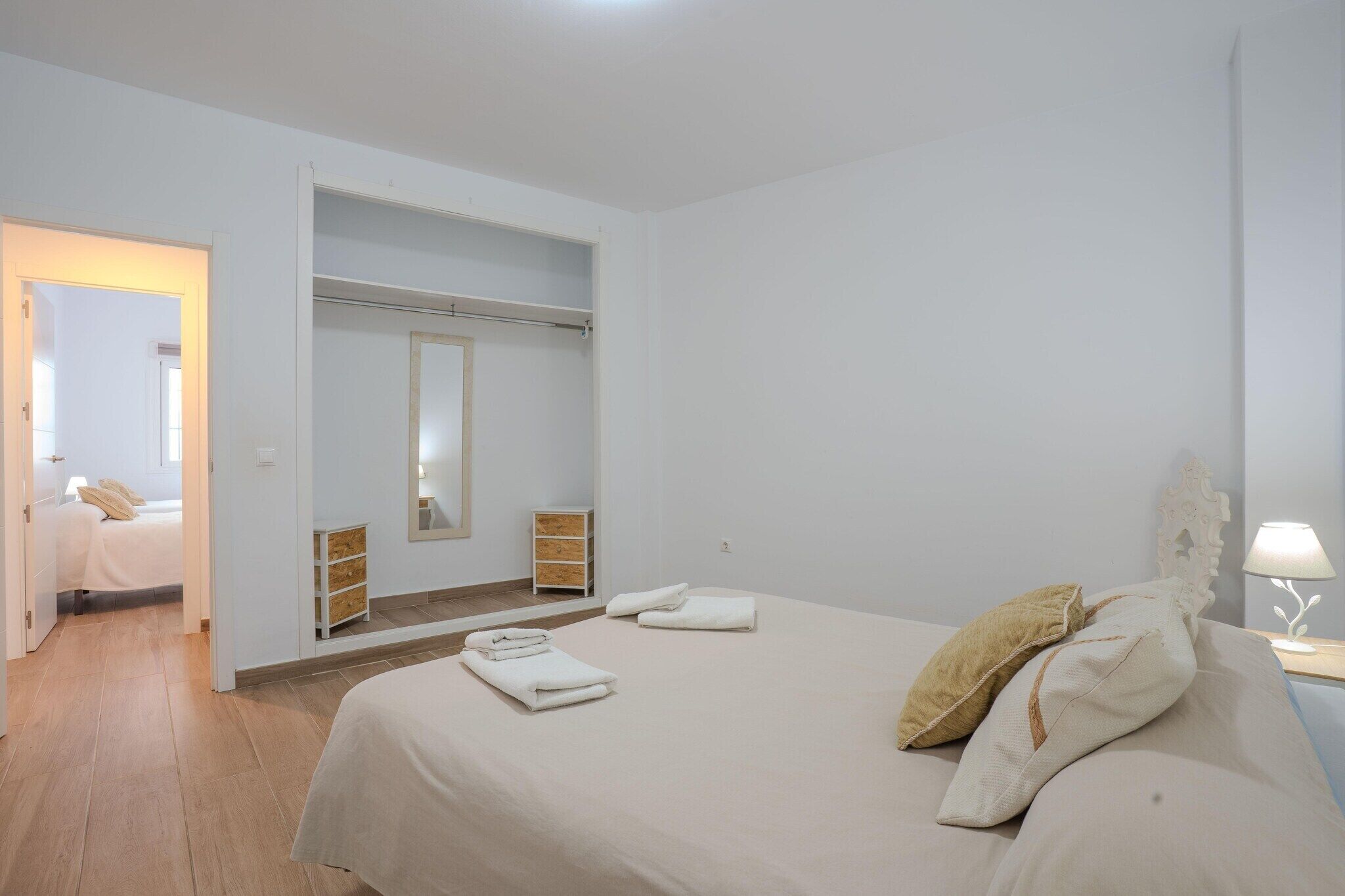 2 Schlafzimmer, Bügeleisen/Bügelbrett, kostenloses WLAN