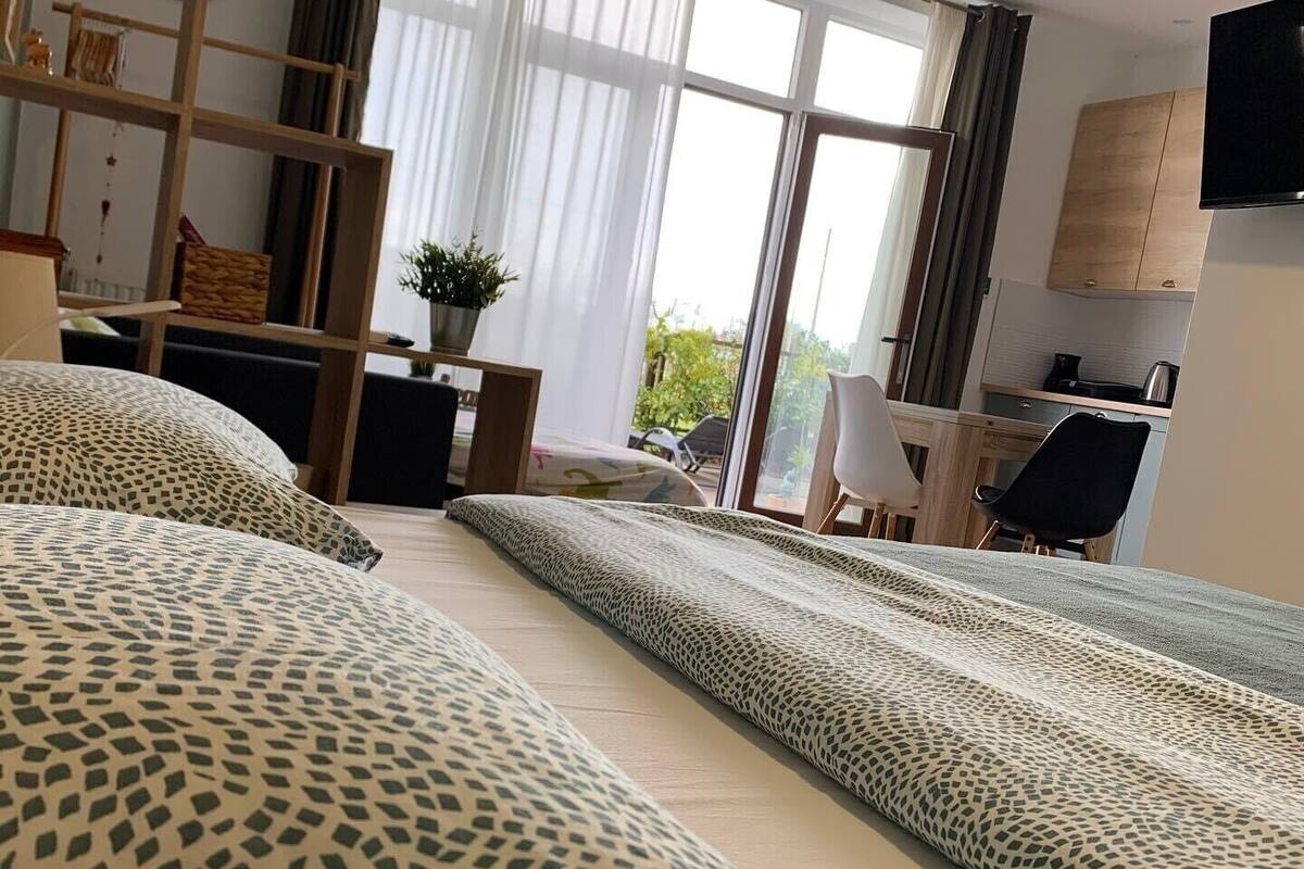 Comfort-Studio, Gartenblick