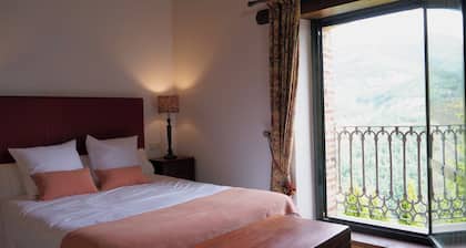 La Majada II House. C.R. for children Located in the foothills of the Picos de Europa.