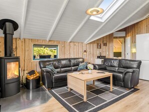 TV, fireplace - "Kai" - 400m from the sea by Interhome (Sydals)